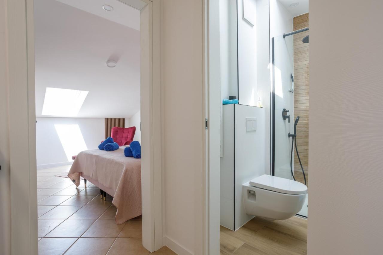 Apartmen Plus U Centru Blizu Plaze Njivice Extérieur photo