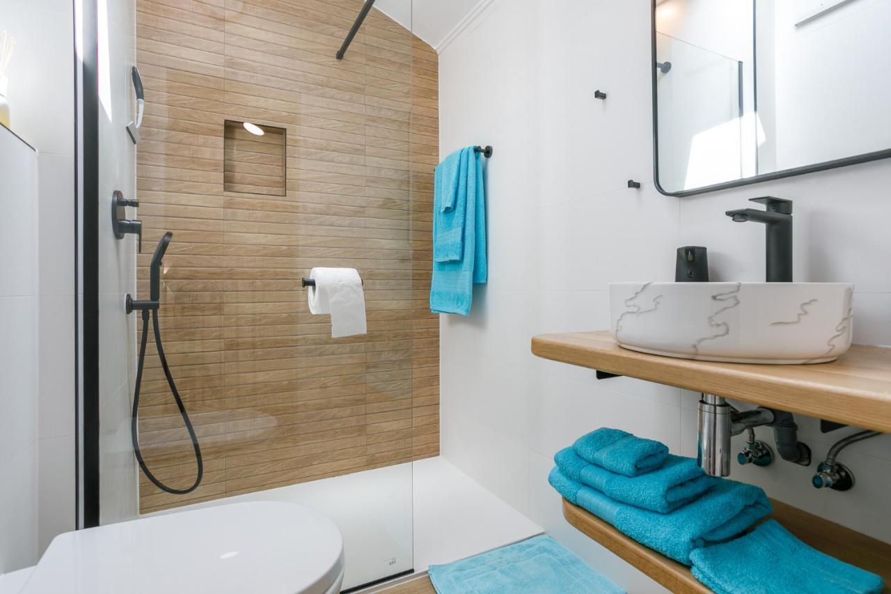Apartmen Plus U Centru Blizu Plaze Njivice Extérieur photo